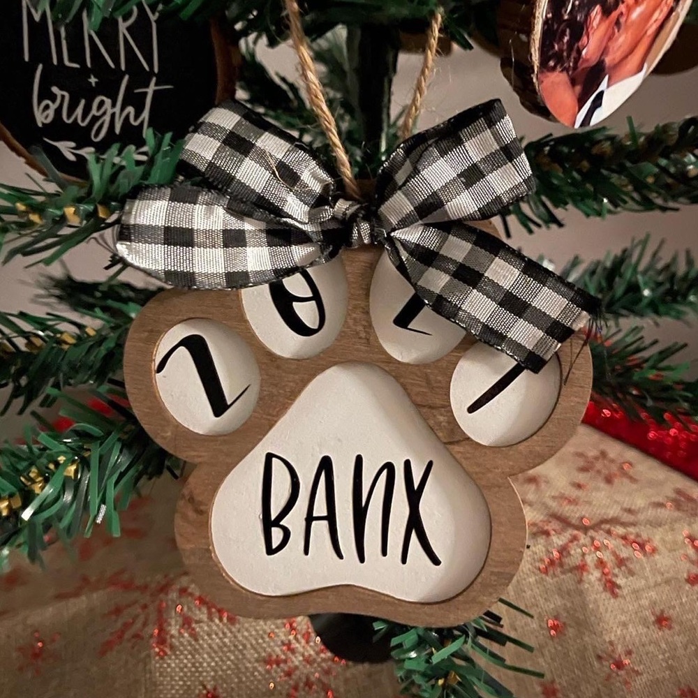 Personalized dog ornaments
